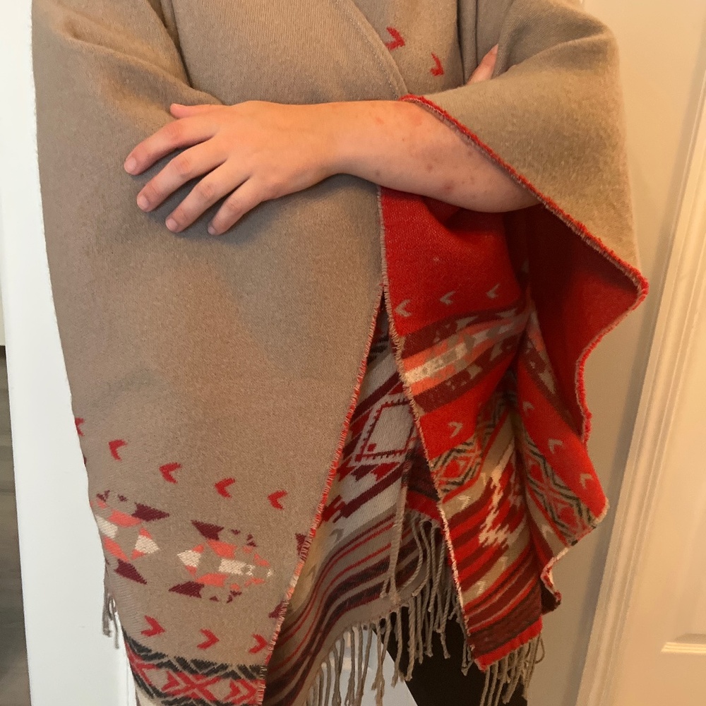 Women’s Poncho